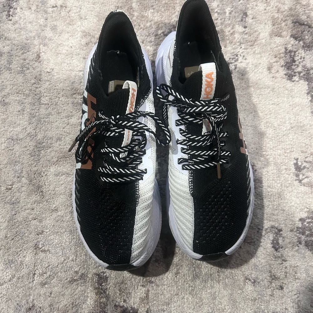 tennis shoes